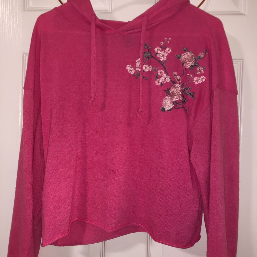Pink embroidery Rue 21 cropped sweatshirt